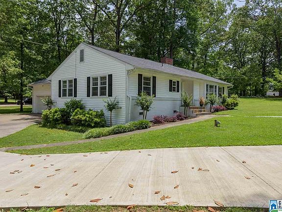 5th image of 3401 Blueberry Ln