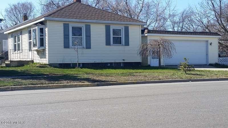 1st image of 945 Grant Ave