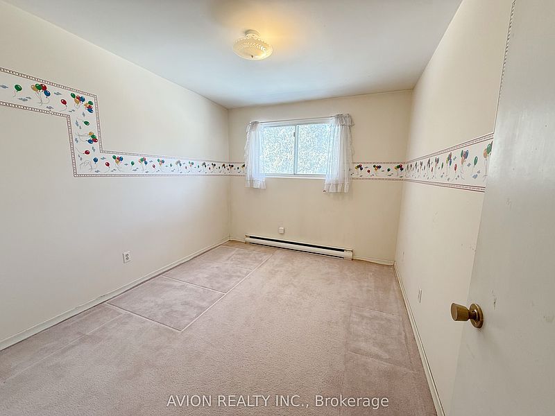 Toronto House for rent - 5 Bedrooms — photo 6