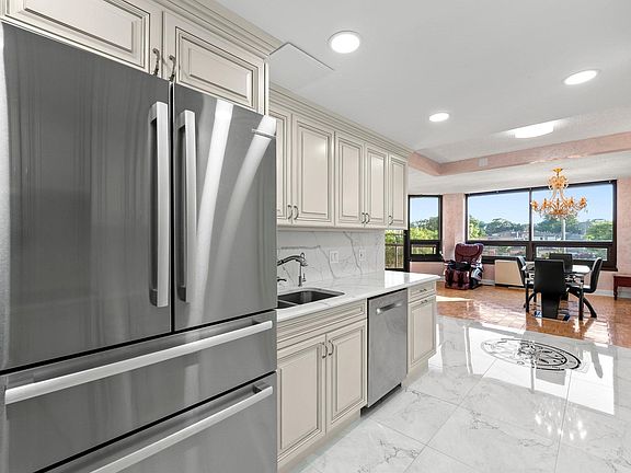 5th image of 800 Palisade Ave APT 203