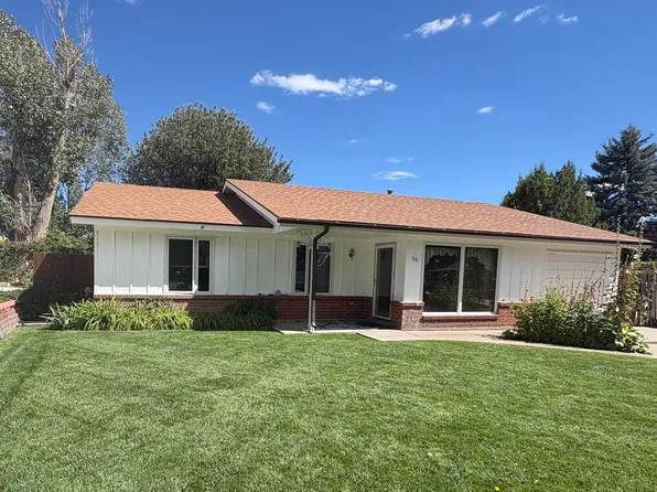 88 Granada Dr, Los Alamos, NM 87544