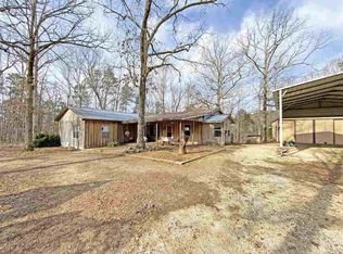 205 Perch Ln, Savannah, TN 38372