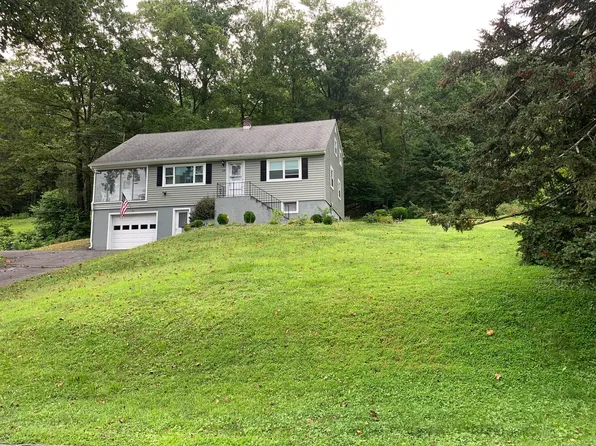 35 Mist Hill Drive, New Milford, CT 06776