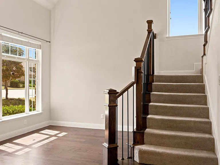 4524 Del Rey Ave — Photo 17