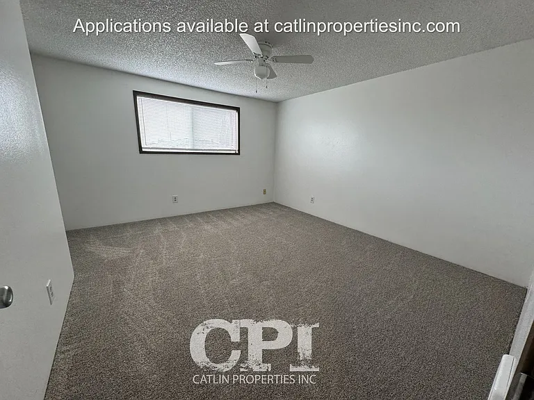 917 Cedar St — Photo 9
