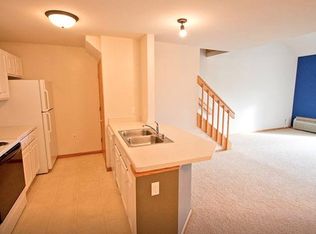6729 Pinelake Dr APT 208, Madison, WI 53719