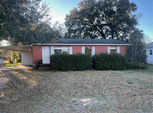 723 Jackson St, Flomaton, AL 36441