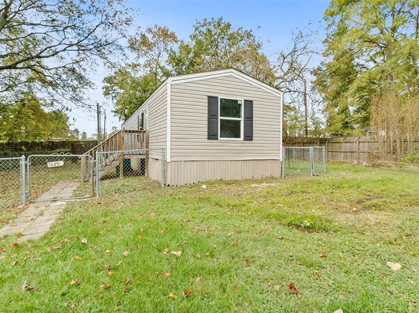 15211 Paradise Cove Drive, Willis, TX 77318