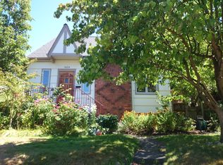 3024 38th Ave SW, Seattle, WA 98126