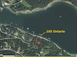 165 Ontario Pl, Saltspring Island, BC V8K 2L5