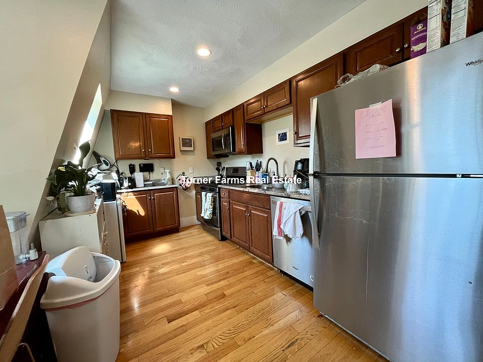 1st image of 21 Capen St #2BB