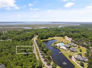 102 Clubhouse Cir, Saint Marys, GA 31558