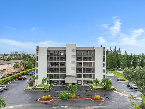 14203 SW 66th St APT 204, Miami, FL 33183
