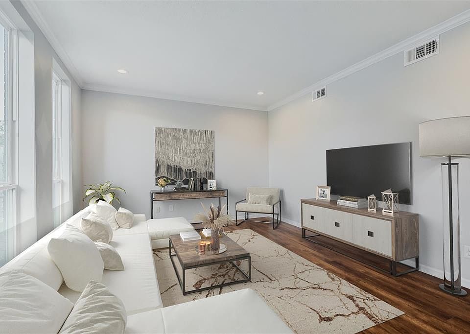 1st image of 1115 Augusta Dr APT 23