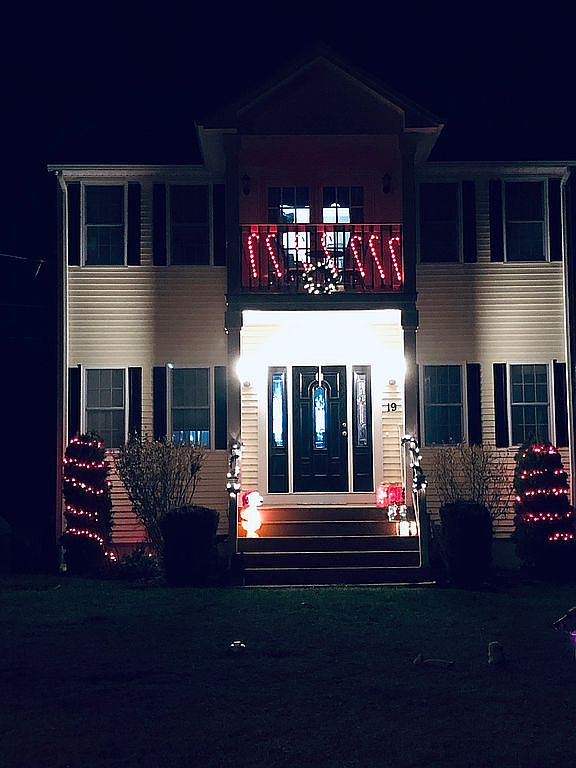 19 Buckingham Dr, Swansea, MA 02777 Zillow