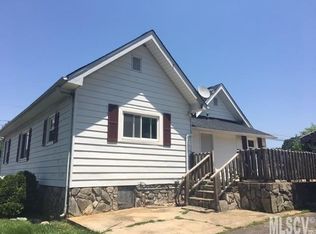 702 E Main St, Maiden, NC 28650