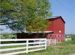 3386 Anderson Rd, Cedar Hill, TN 37032