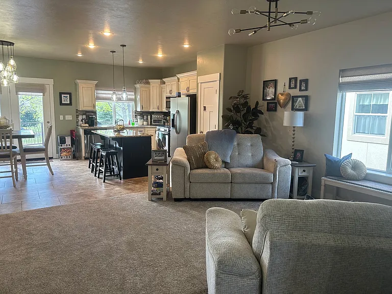 1855 Warm Springs Rd — Photo 4