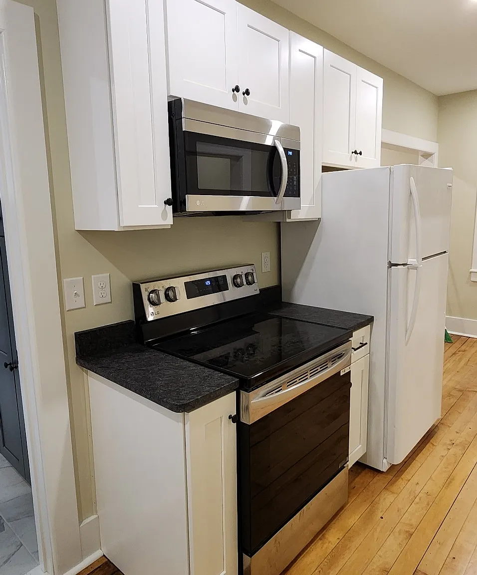 2 bed, $1,800 — Photo 2