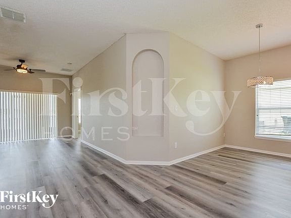4th image of 4810 Waterside Pointe Cir