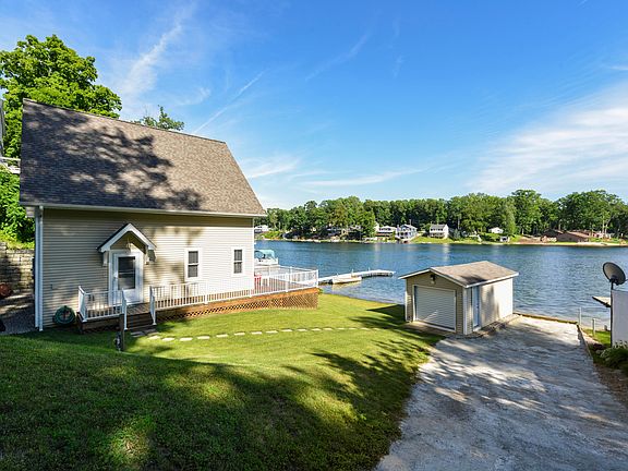 2nd image of 2659 W Selkirk Lake Dr