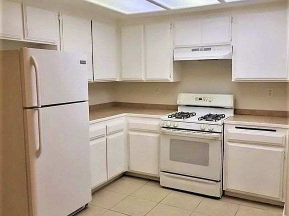 5th image of 15740 Sueno Ln APT 6