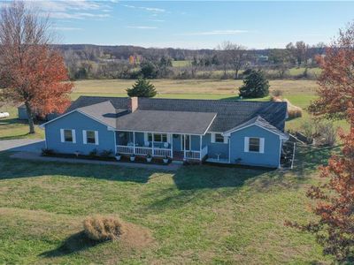 1005 N 1138th Rd, Lawrence, KS, 66047