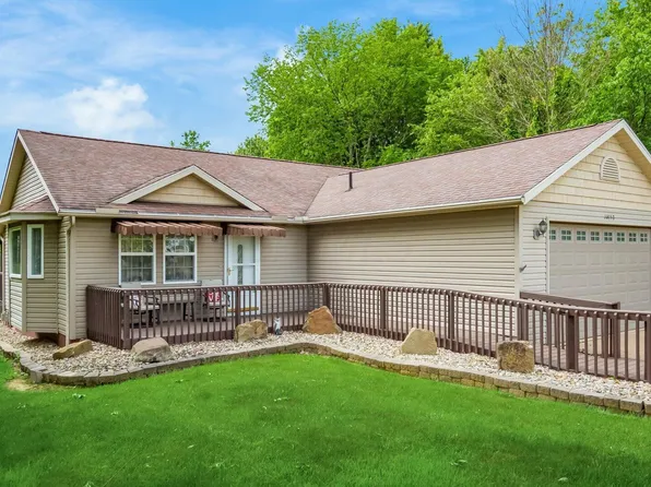 14953 King Rd, Howard, OH 43028