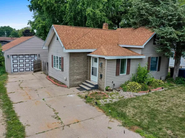 1831 Plymouth St, Oshkosh, WI 54901