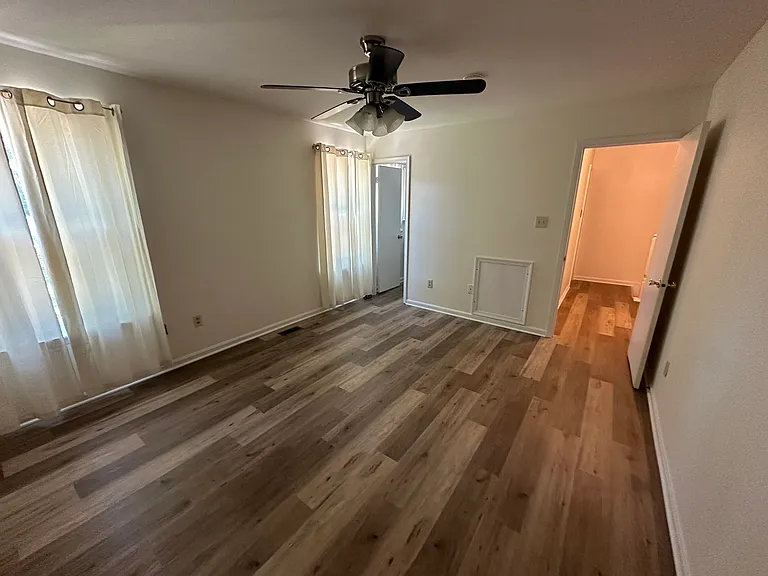 4210 Mockingbird Cir — Photo 19