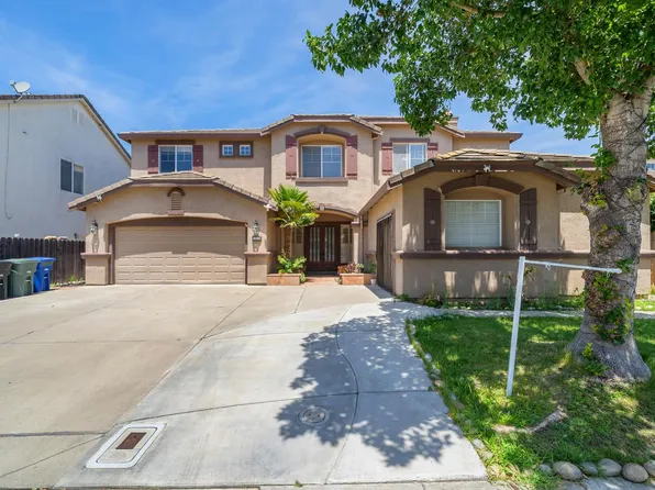 2105 Steinbeck Dr, Modesto, CA 95356