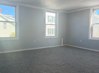 189 Franklin St #4, Fall River, MA 02720