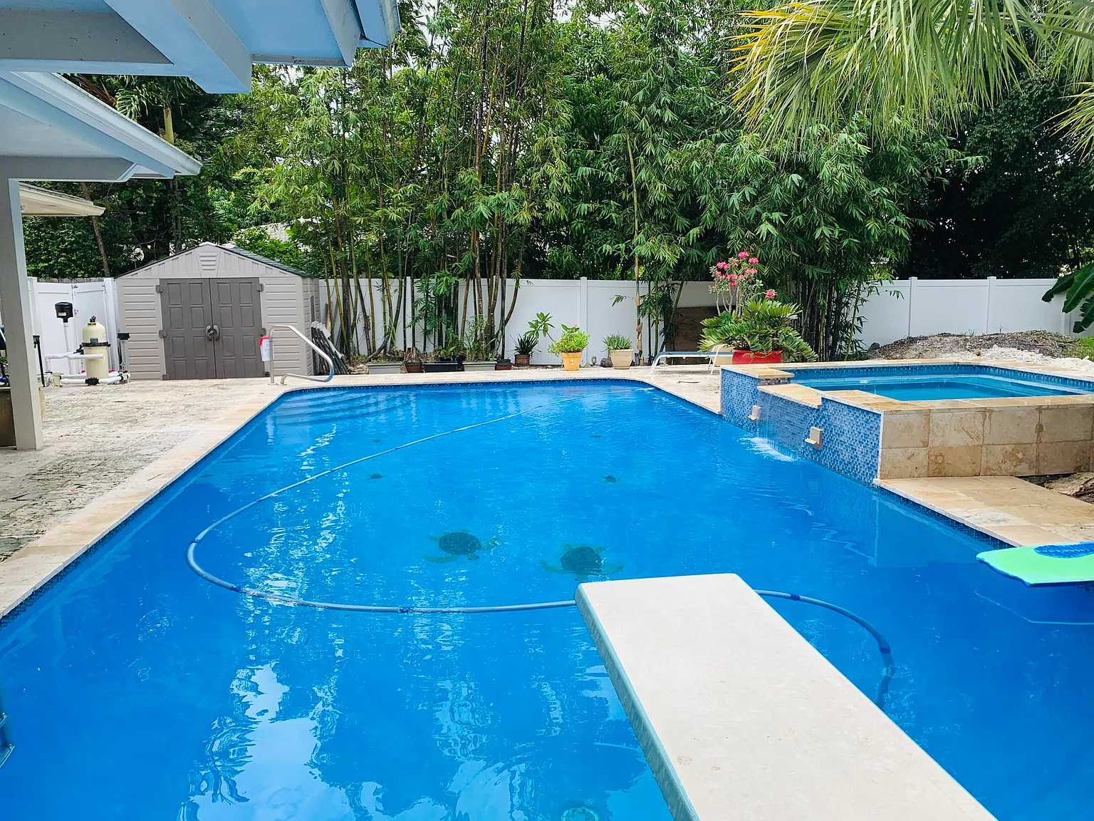 Studio, 1.0 bath, 4765 sqft, $1,700 — Photo 2