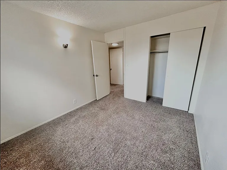 Foothill Terrace — Photo 103