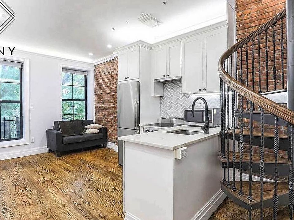 1st image of 43 Columbia Pl #3L