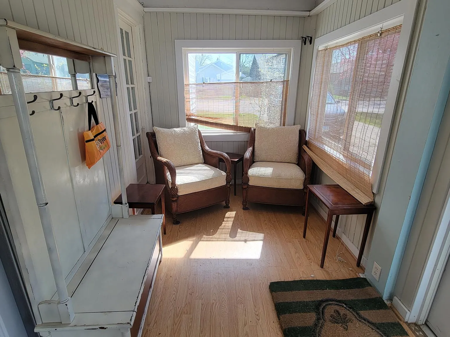 4 bed, 2.5 bath, 2308 sqft, $3,000 — Photo 4