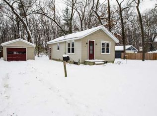 816 Oakcrest St SW, Wyoming, MI 49509