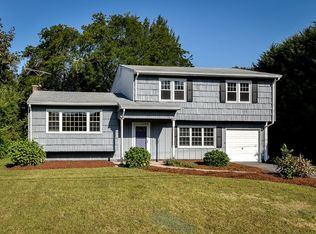 61 Roy Ave, Holliston, MA 01746