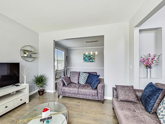 4th image of 5263 Greenshire Cir