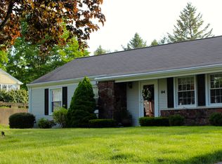 94 Ridge Rd, East Longmeadow, MA 01028
