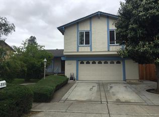 711 W 9th St, Gilroy, CA 95020