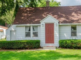 1828 E McKinley Ave, Mishawaka, IN 46545