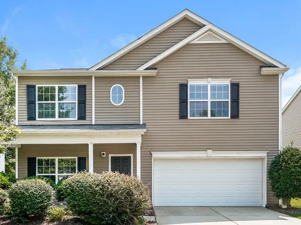 3701 Amistad Ln, Raleigh, NC 27610