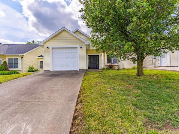 1503 Autumn Dr, Boonville, IN 47601