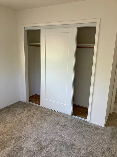 2 bed, 750 sqft, $2,500 — Photo 3
