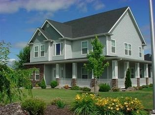 1093 Pumpkin Rdg, Eagle Point, OR 97524