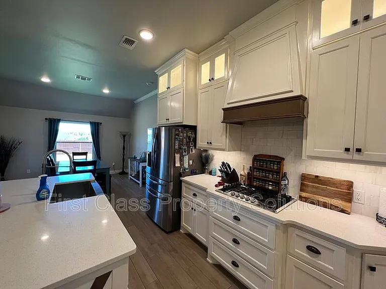 3116 Drake Crest Dr — Photo 27
