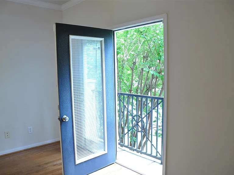 12707 Boheme Dr #906 — Photo 11
