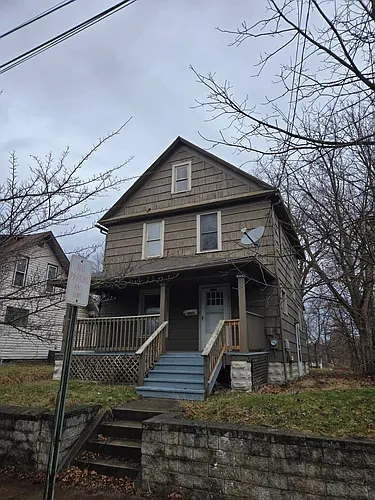 1029 Harpster Ave Photo 1