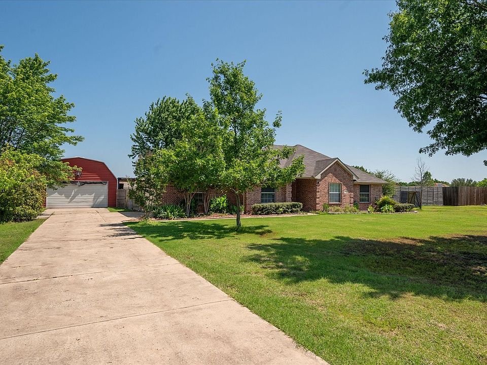 1st image of 740 Cross Timbers Dr